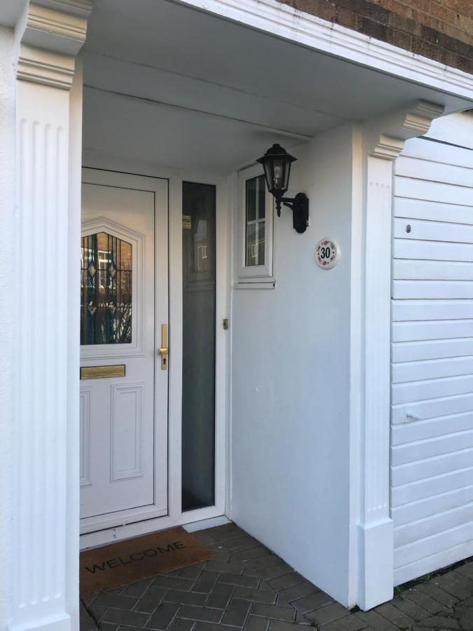 Cozy Homestay London Borough of London Borough of Croydon Exteriör bild